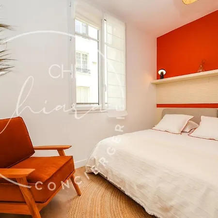 Eiffel Tower Charming And Modern Flat パリ