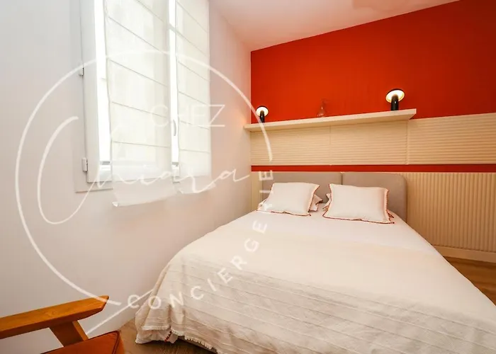 Eiffel Tower Charming And Modern Flat * 파리